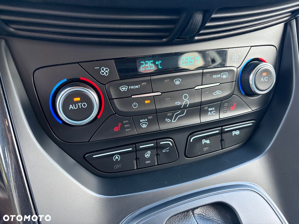 Ford Kuga - 21