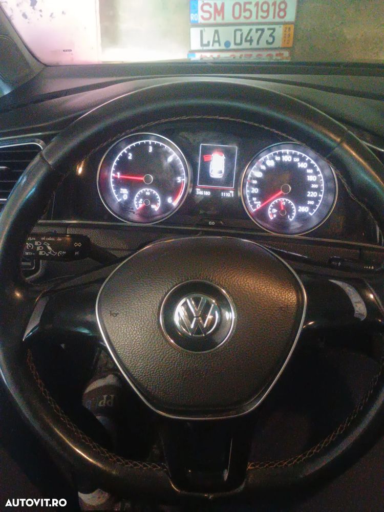 Volkswagen Golf 1.6 TDI 4Motion BMT Comfortline - 8