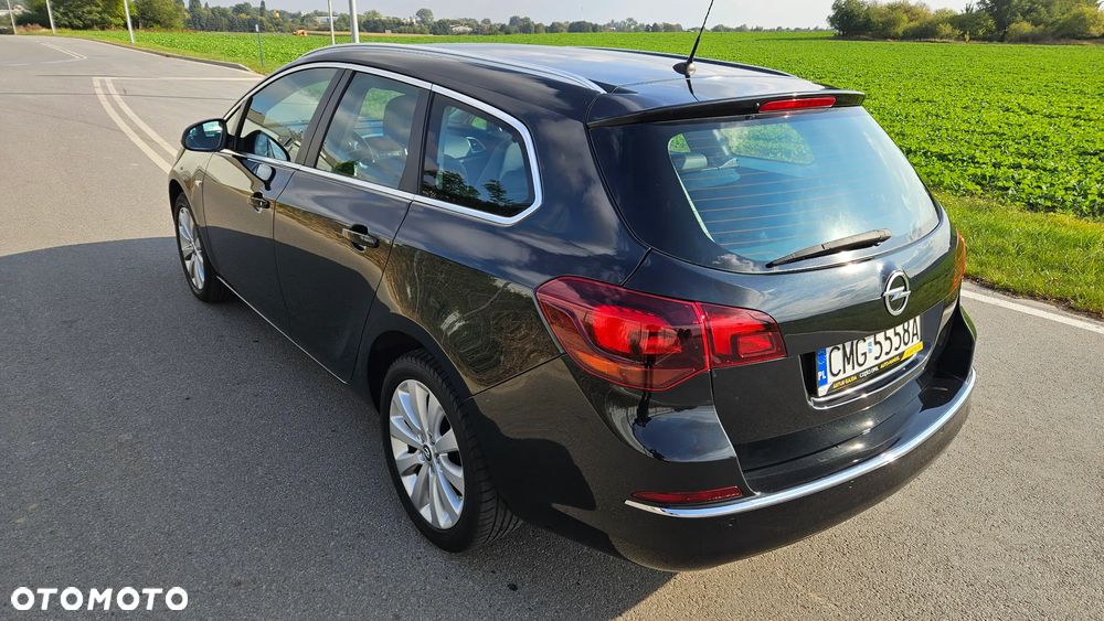 Opel Astra 1.4 Turbo Design Edition - 4