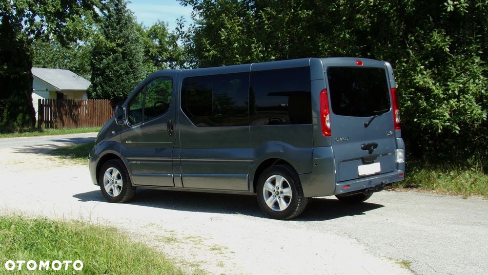 Renault Trafic - 15