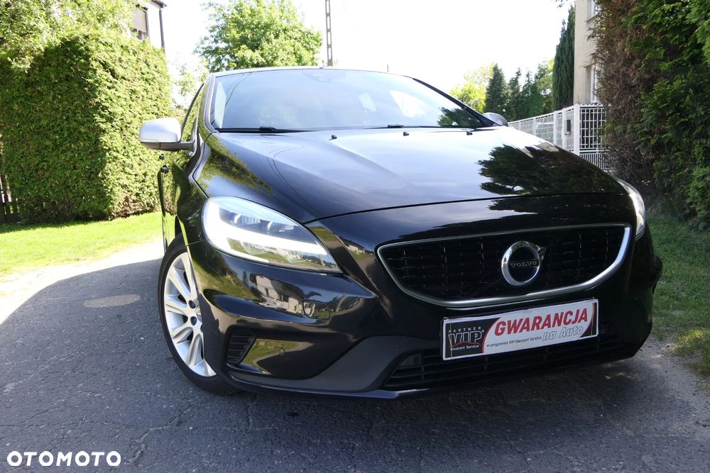 Volvo V40 D3 Geartronic RDesign - 13