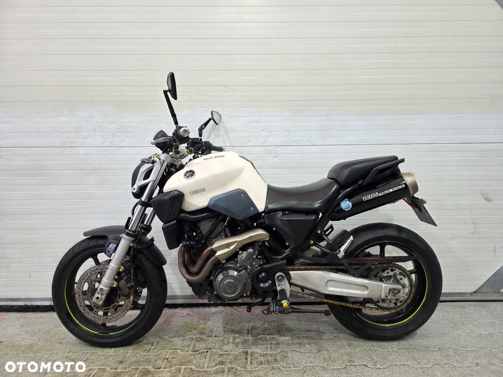 Yamaha MT - 1
