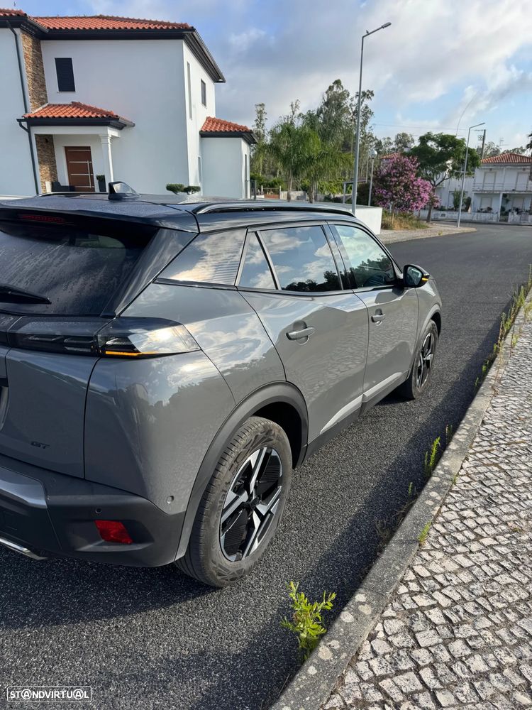 Peugeot 2008 1.2 PureTech GT EAT8 - 13
