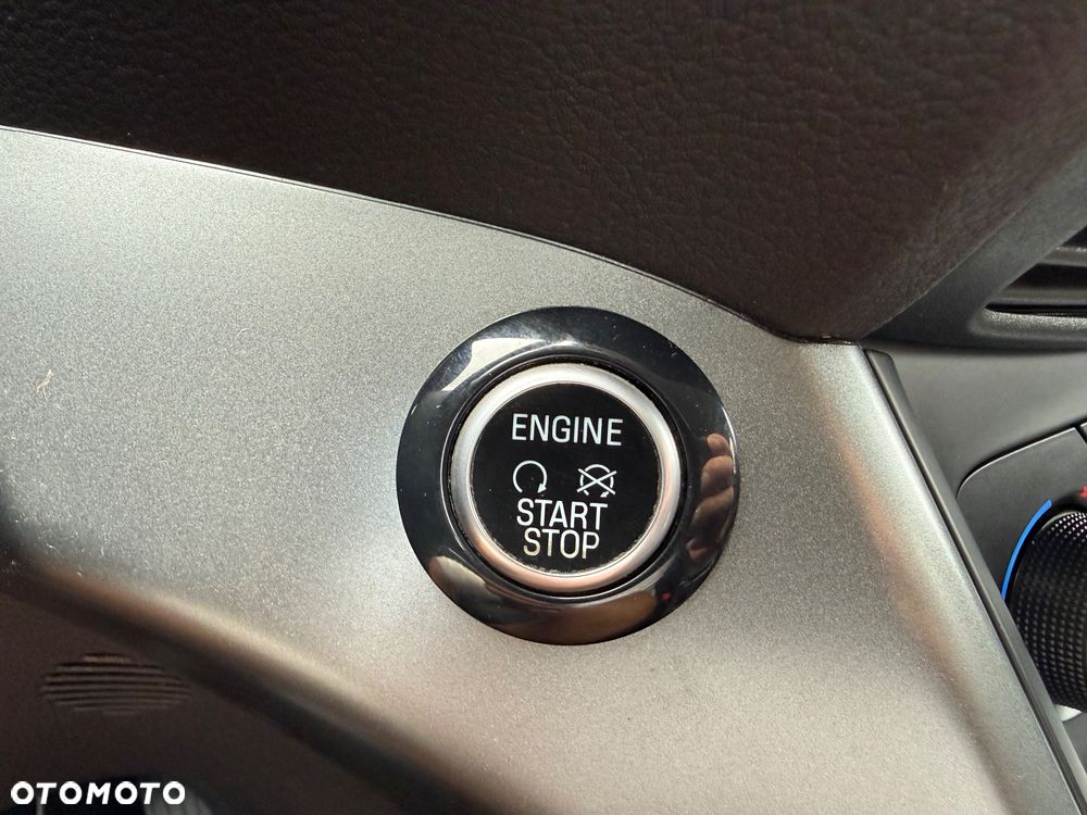 Ford Kuga 1.5 EcoBoost 2x4 Titanium - 27