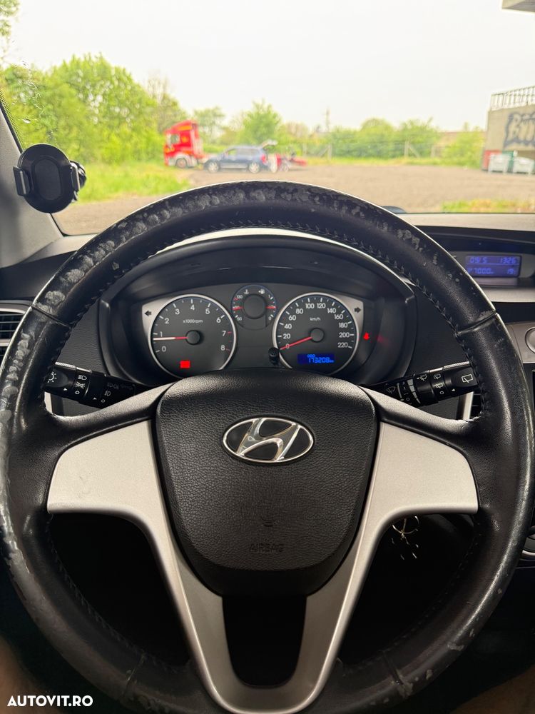Hyundai i20 1.2 L FVM Classic - 8