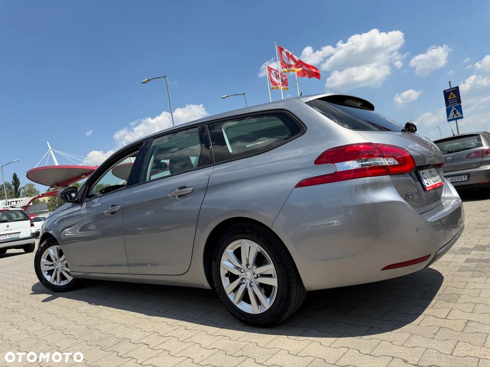 Peugeot 308 1.6 e-HDi Active S&S - 9