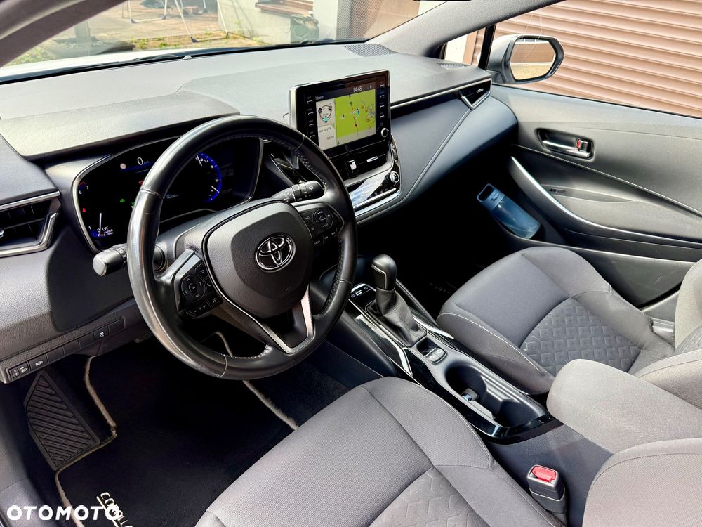 Toyota Corolla 1.8 Business Edition - 16