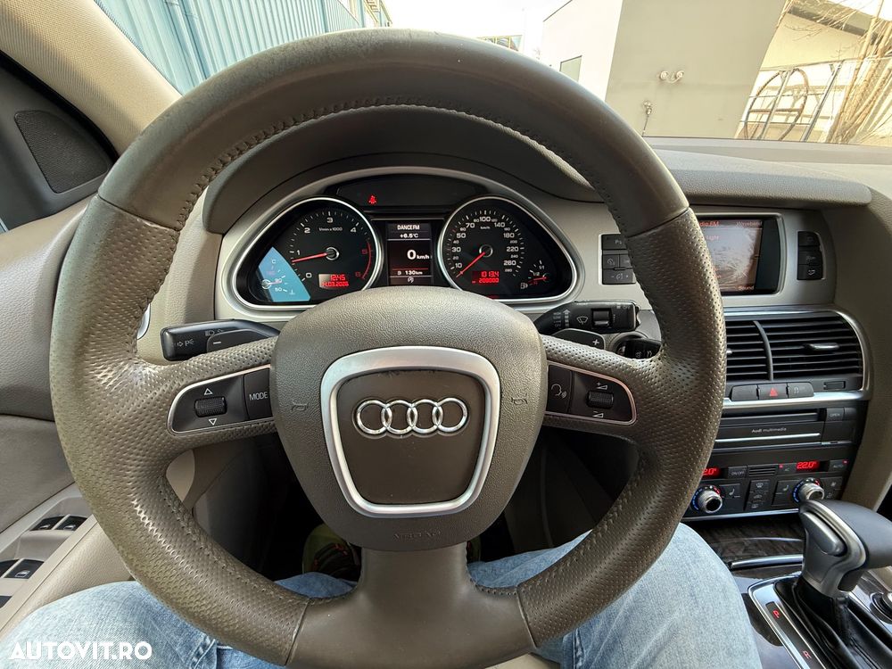 Audi Q7 3.0 TDI Quattro Tip - 4