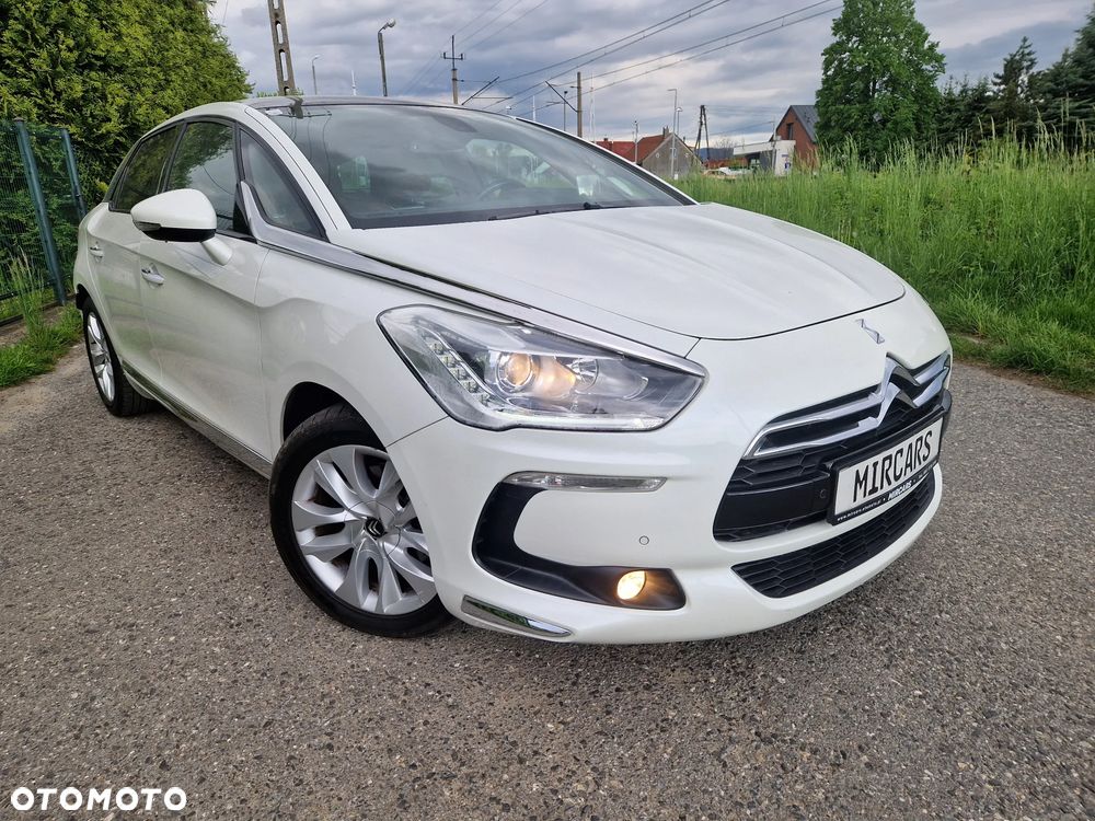 Citroën DS5 e-HDi 115 EGS6 SoChic - 11