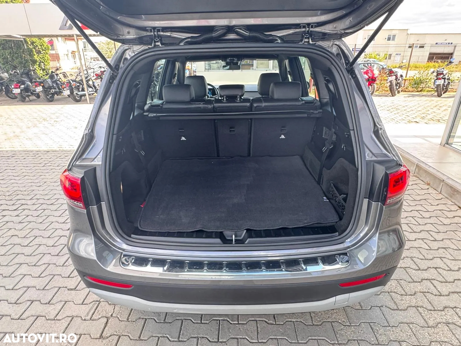 Mercedes-Benz GLB 200 d 4MATIC Aut. - 31