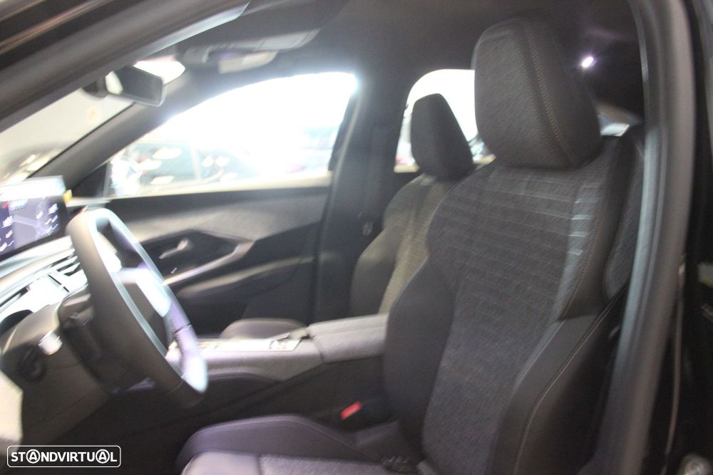 Peugeot 3008 1.2 Hybrid Allure e-DCS6 - 17