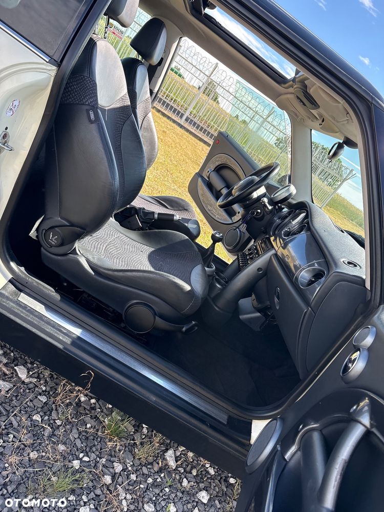 MINI Cooper Seven - 23