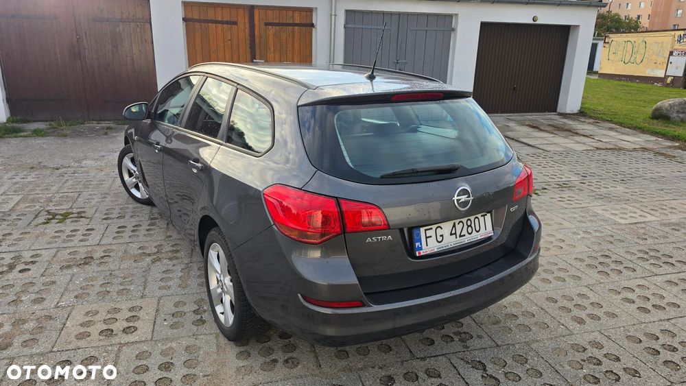 Opel Astra 1.7 CDTI EU5 - 11