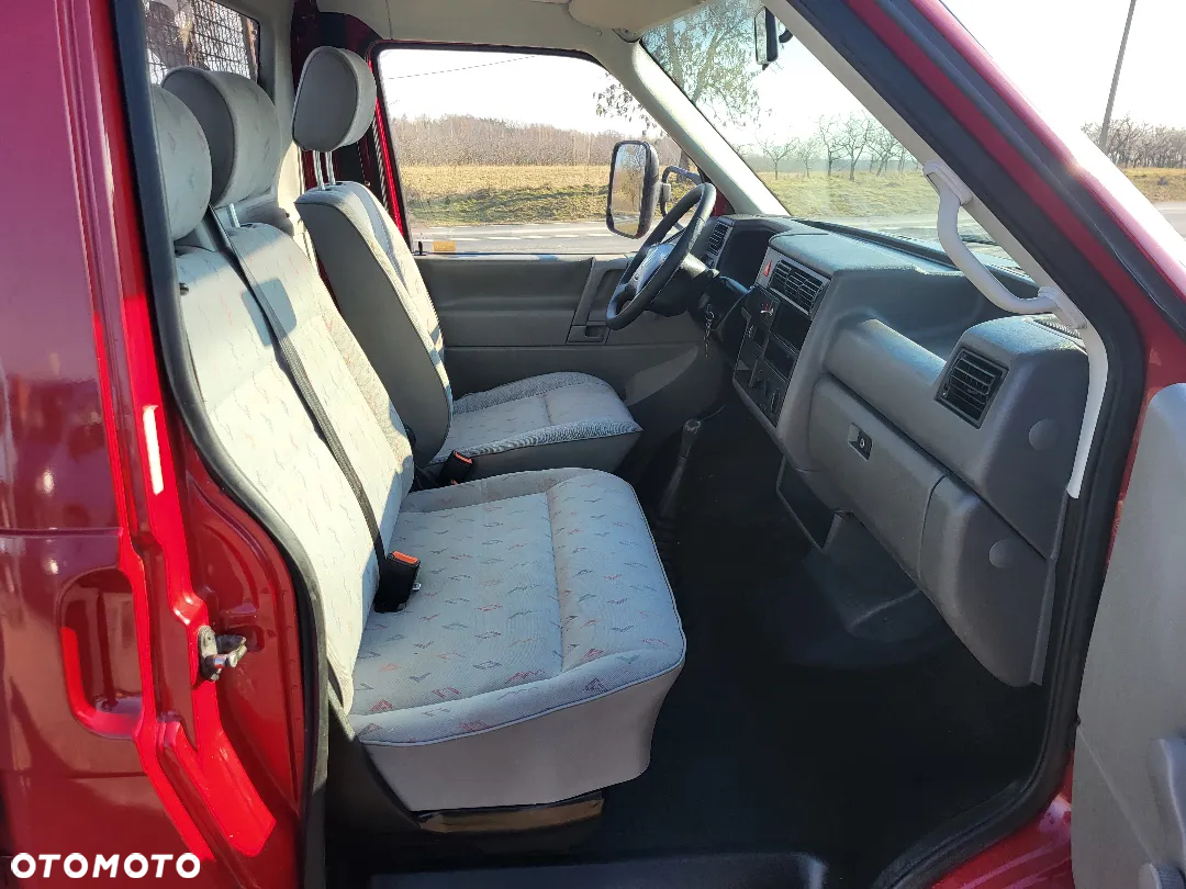 Volkswagen Transporter - 29