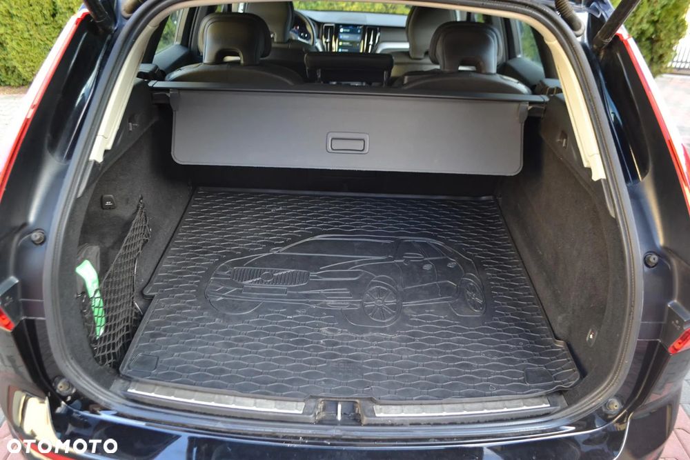 Volvo XC 60 B4 D Plus Bright - 16