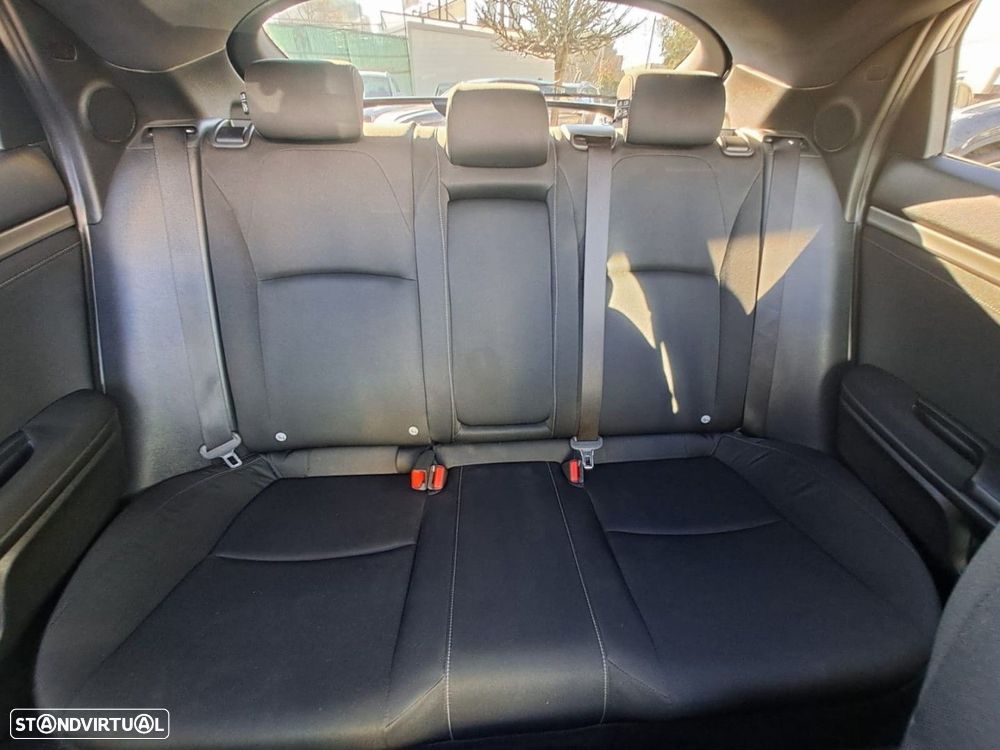 Honda Civic 1.0 i-VTEC Executive Premium CVT - 15