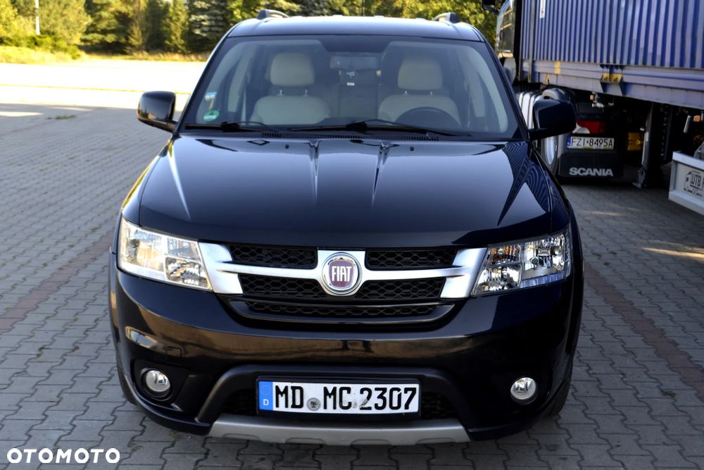 Fiat Freemont 2.0 Multijet Lounge AWD - 9