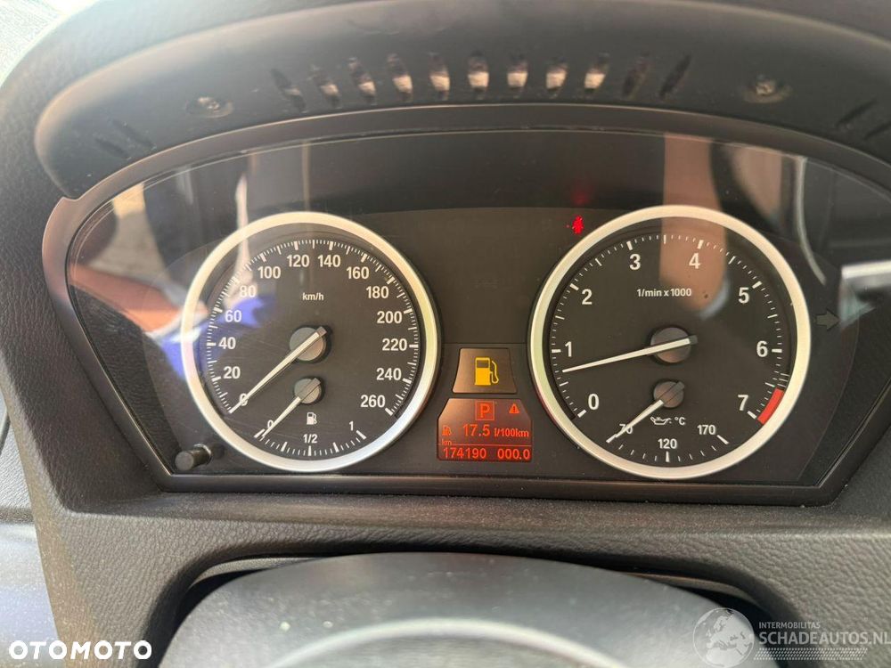 BMW X6 50i xDrive - 19