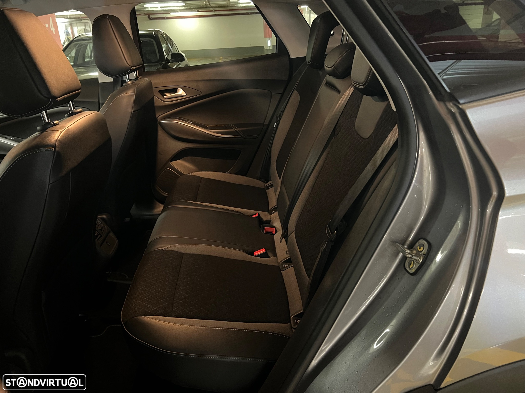 Opel Grandland X 1.5 CDTI Innovation - 11