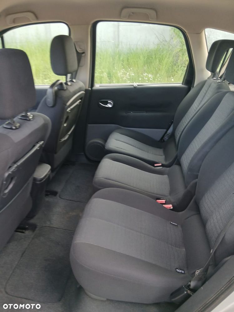Renault Scenic 1.9 dCi Emotion - 11