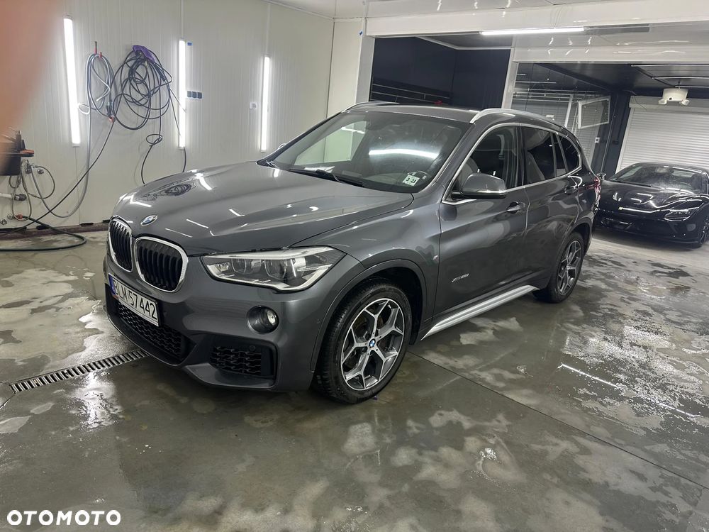 BMW X1 xDrive28i xLine - 2