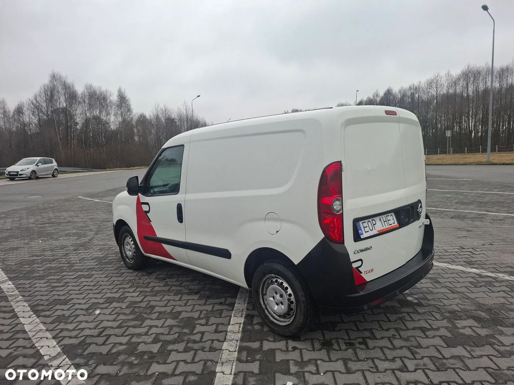 Opel Combo - 11