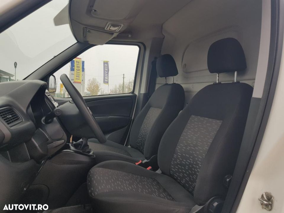 Opel Combo - 32