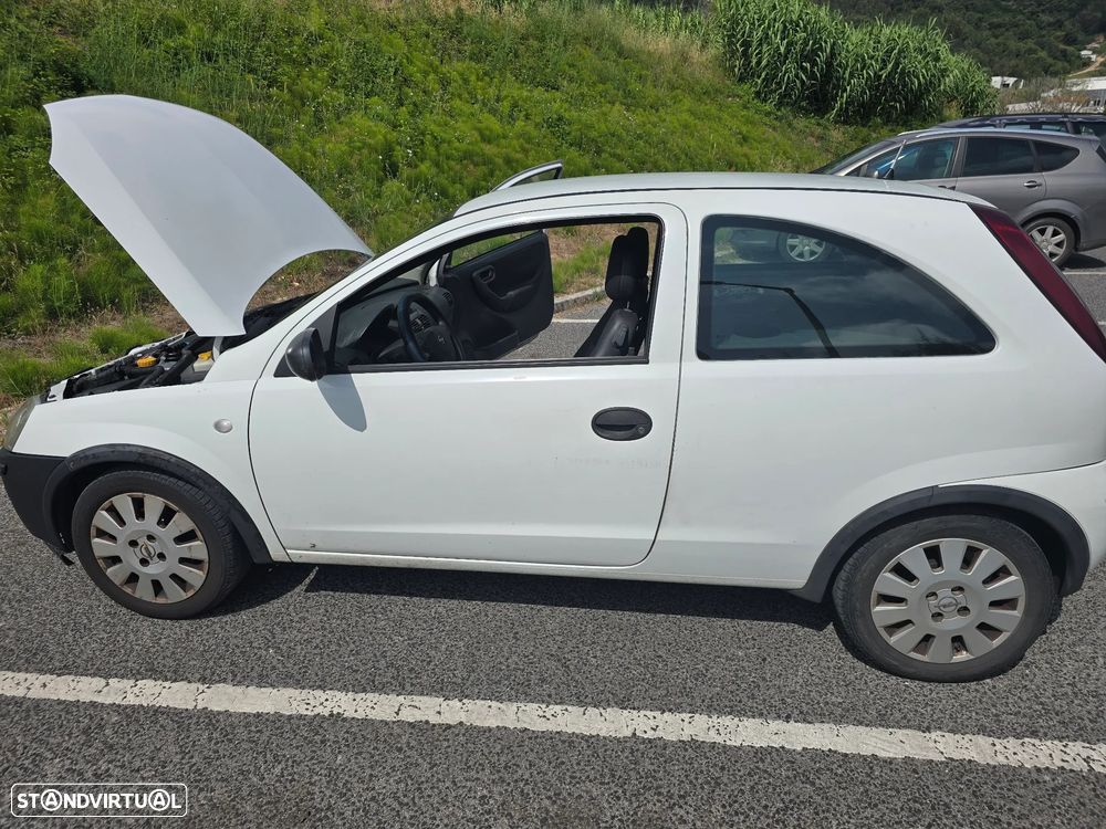 Opel Corsa 1.3 CDTi Enjoy - 3