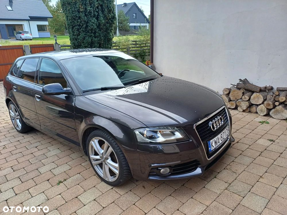 Audi A3 Sportback 1.4 TFSI S line Sportpaket - 2