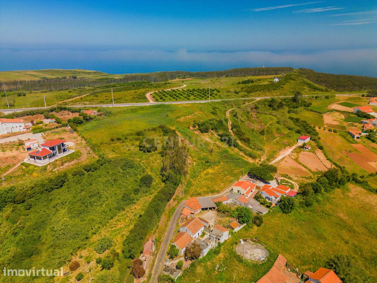 Moradia T3 para Recuperar na Serra do Bouro - Grande imagem: 3/30