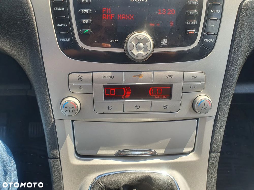 Ford S-Max 2.0 Viva Titanium - 18