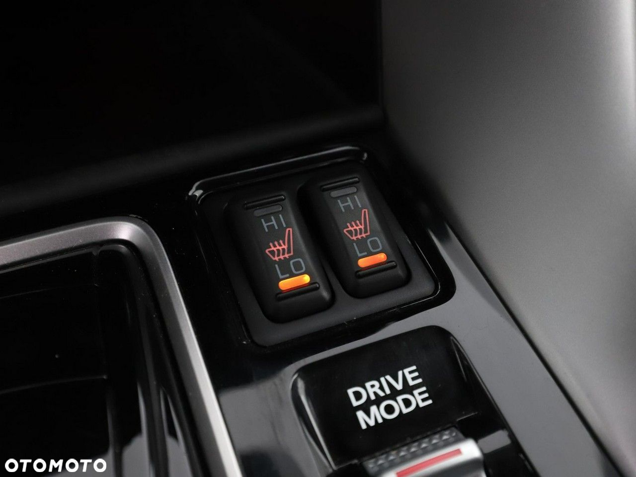 Mitsubishi Eclipse Cross Plug-In Hybrid 4WD Basis - 28