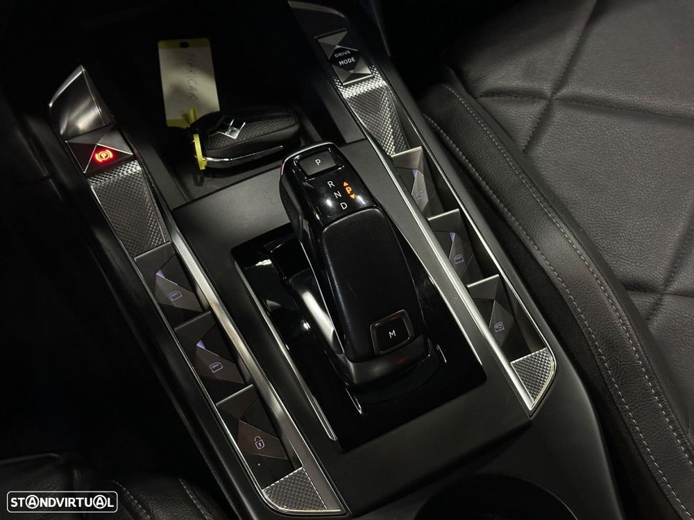 DS DS3 1.2 PureTech Performance Line EAT8 - 11