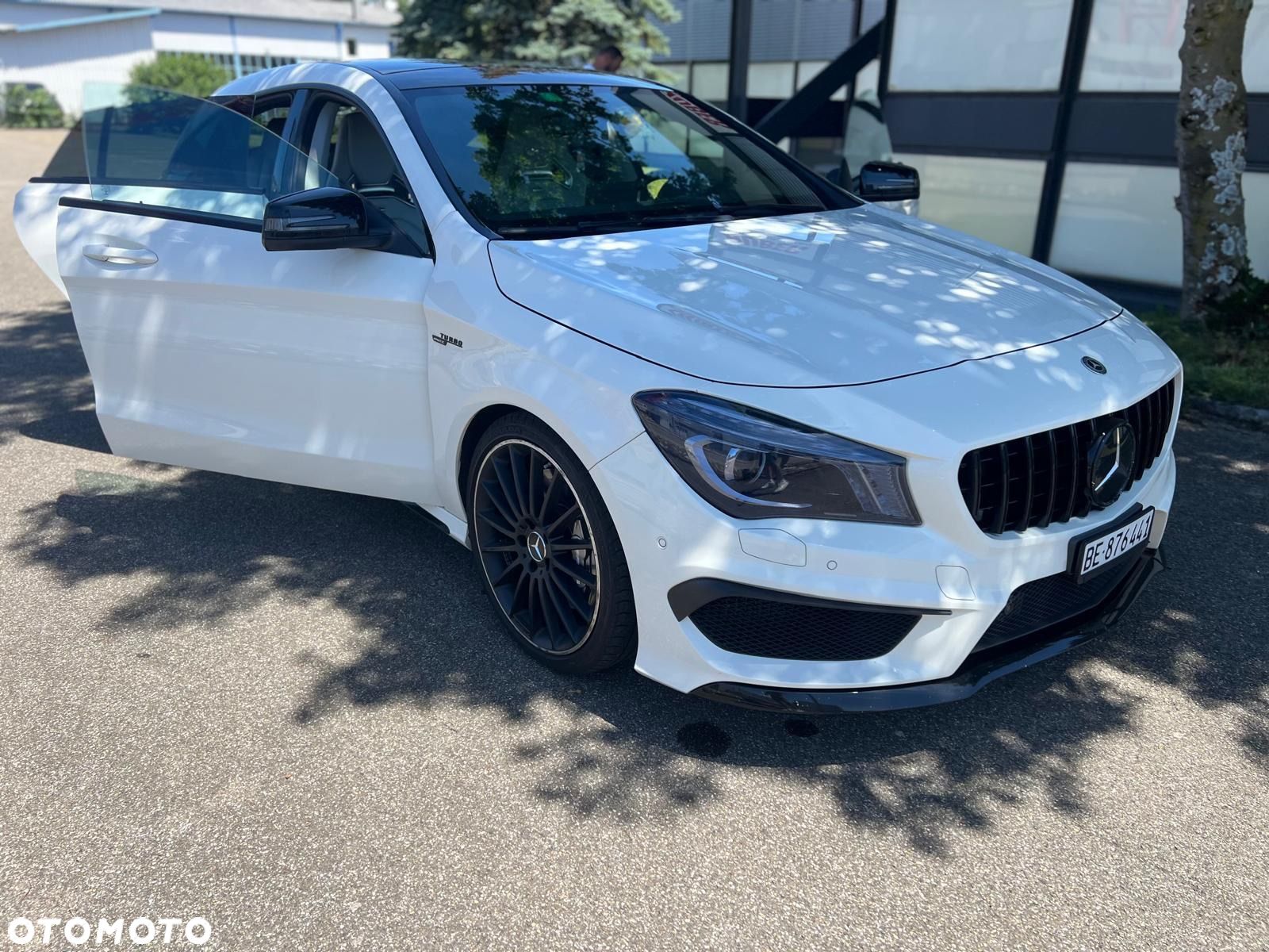Mercedes-Benz CLA AMG 45 4Matic Shooting Brake 7G-DCT - 1
