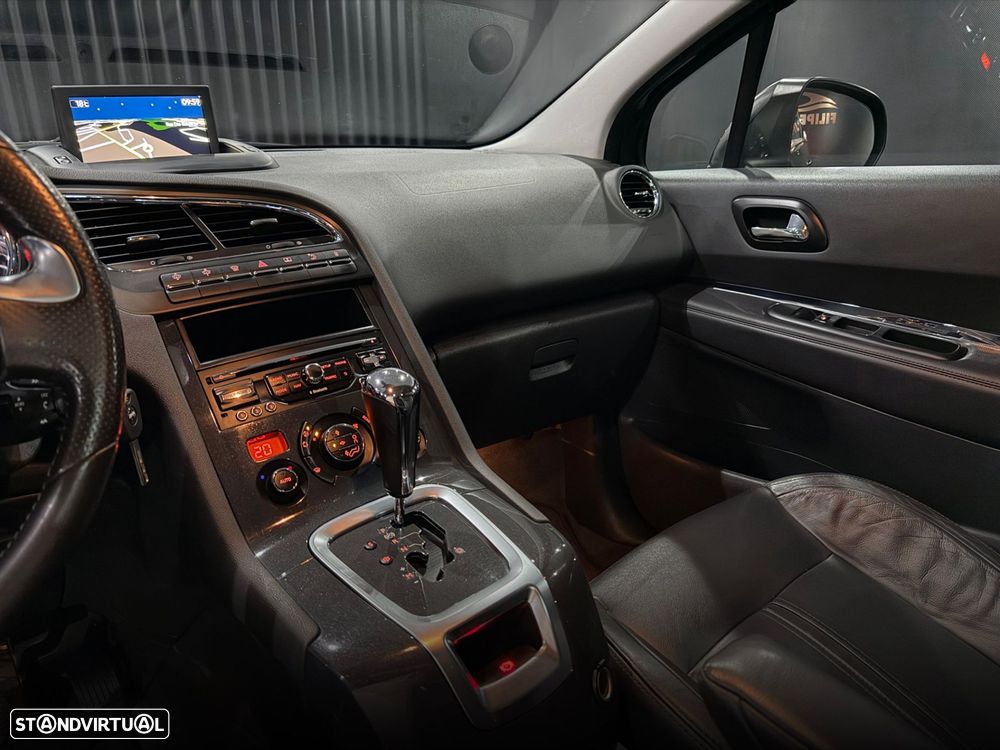 Peugeot 5008 1.6 BlueHDi Allure EAT6 - 14