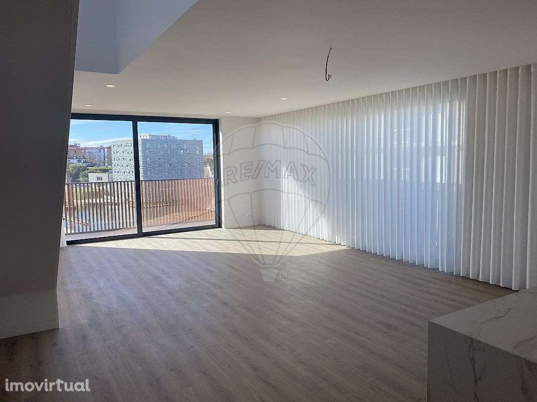 Apartamento T4 para venda - Grande imagem: 3/5