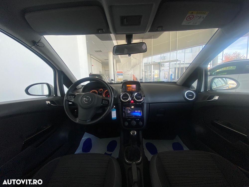 Opel Corsa 1.2 Essentia - 12