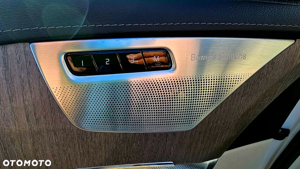 Volvo XC 90 T8 AWD Plug-In Hybrid Inscription 7os - 30