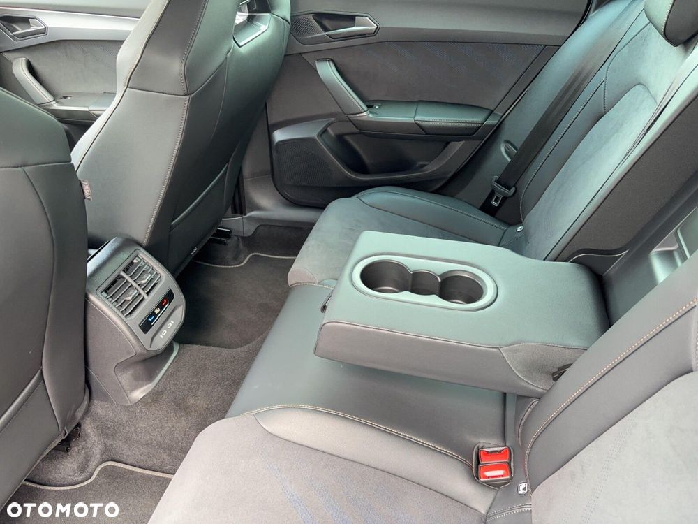 Cupra Formentor 1.5 eTSI mHEV DSG - 16