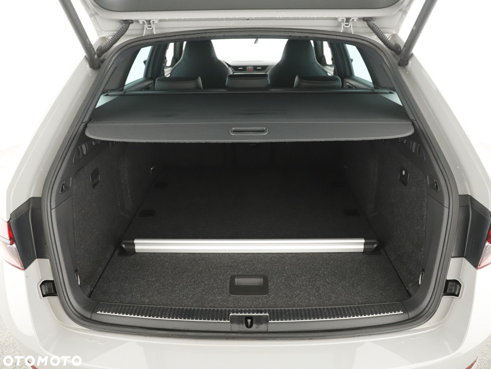 Skoda Superb 2.0 TSI 4x4 Sportline DSG - 25