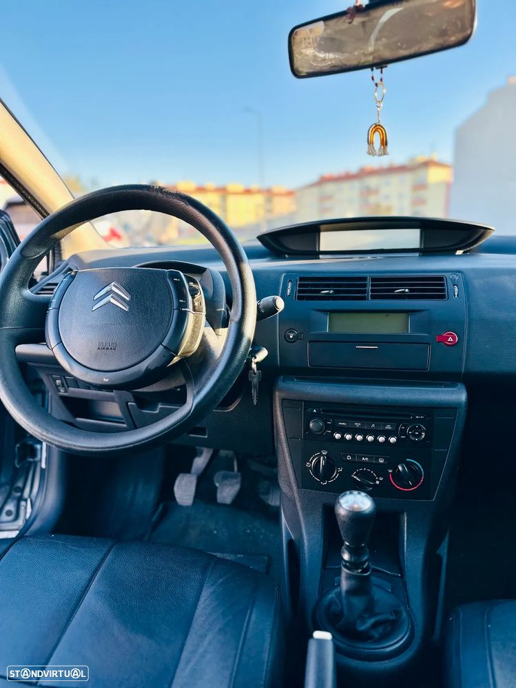 Citroën C4 1.4 16V SX - 10
