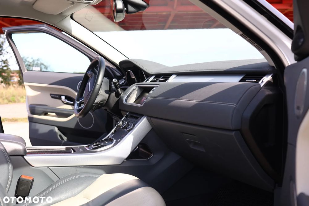 Land Rover Range Rover Evoque - 19