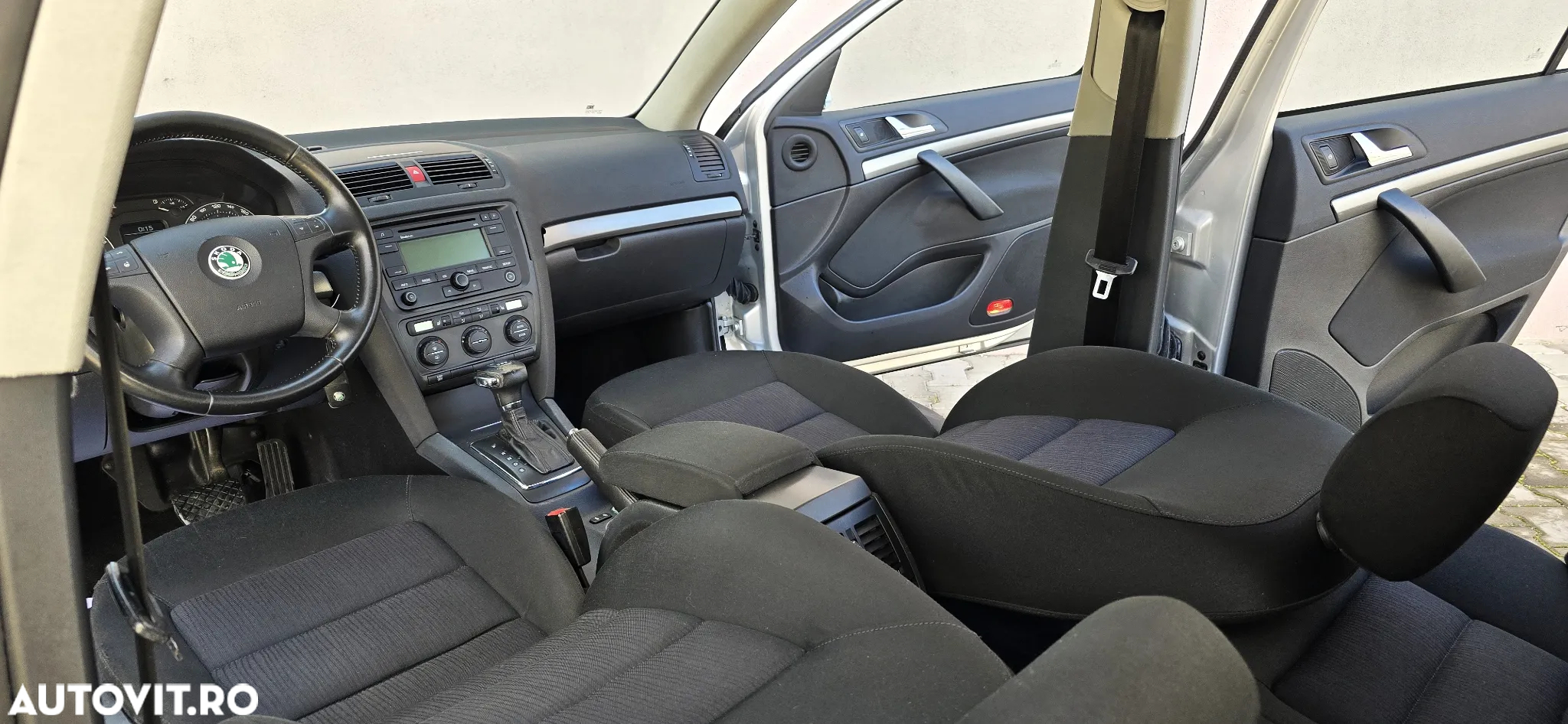 Skoda Octavia 2.0 TDI DSG Edition 100 - 16