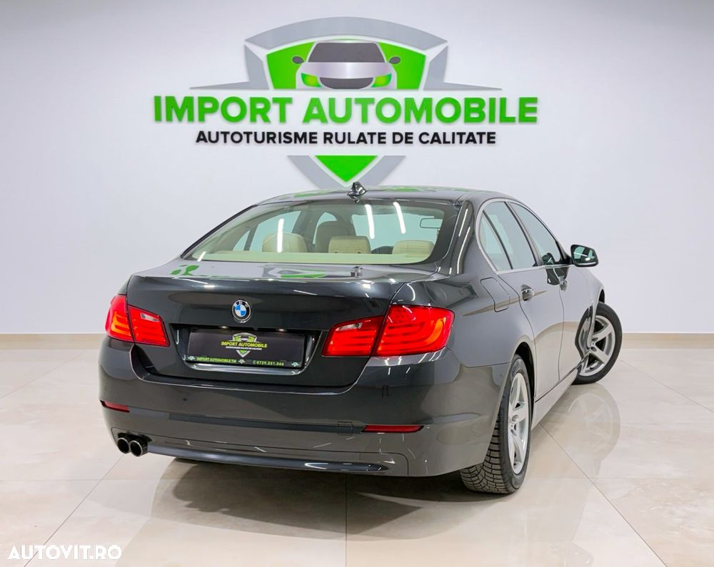 BMW Seria 5 520d Aut. - 14
