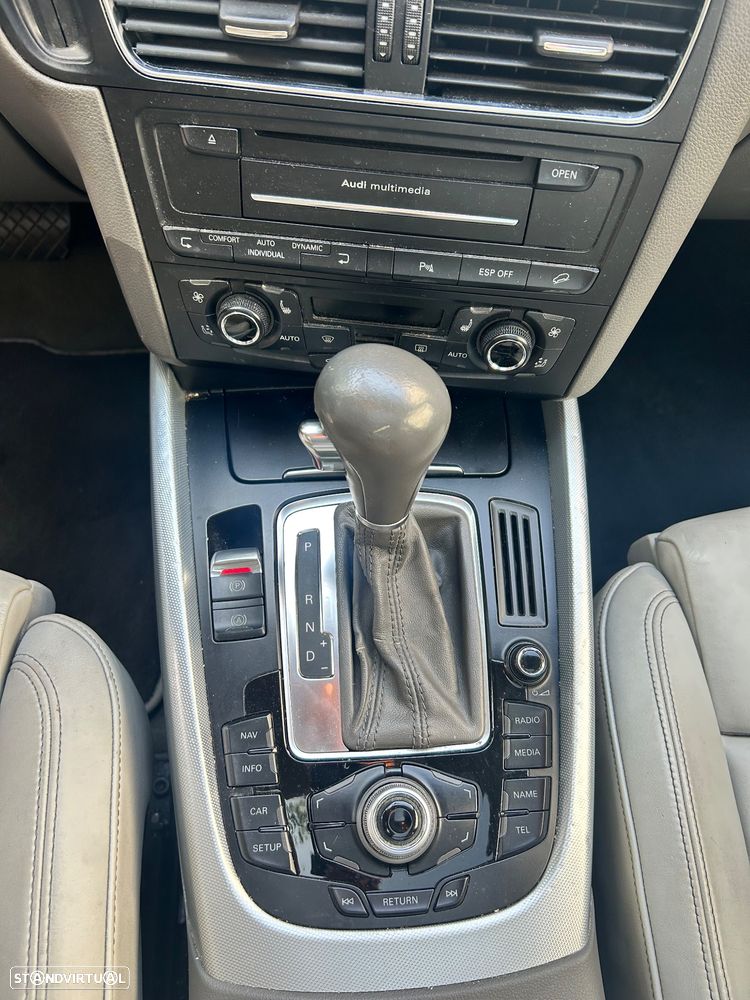 Audi Q5 3.0 TDI Exclusive S-tronic - 10