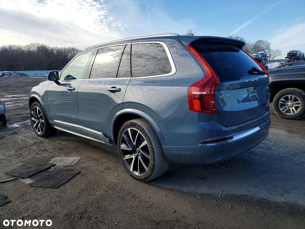 Volvo XC 90 - 2
