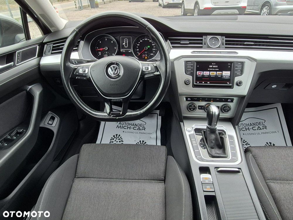 Volkswagen Passat - 6