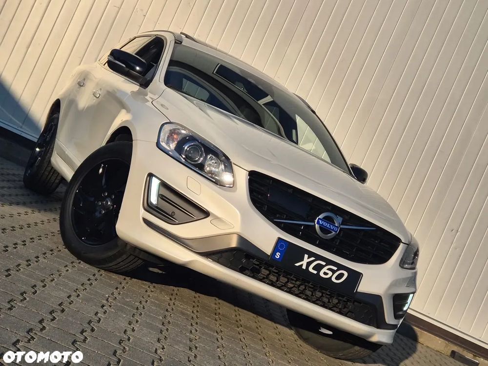 Volvo XC 60 D5 AWD Geartronic Summum - 8