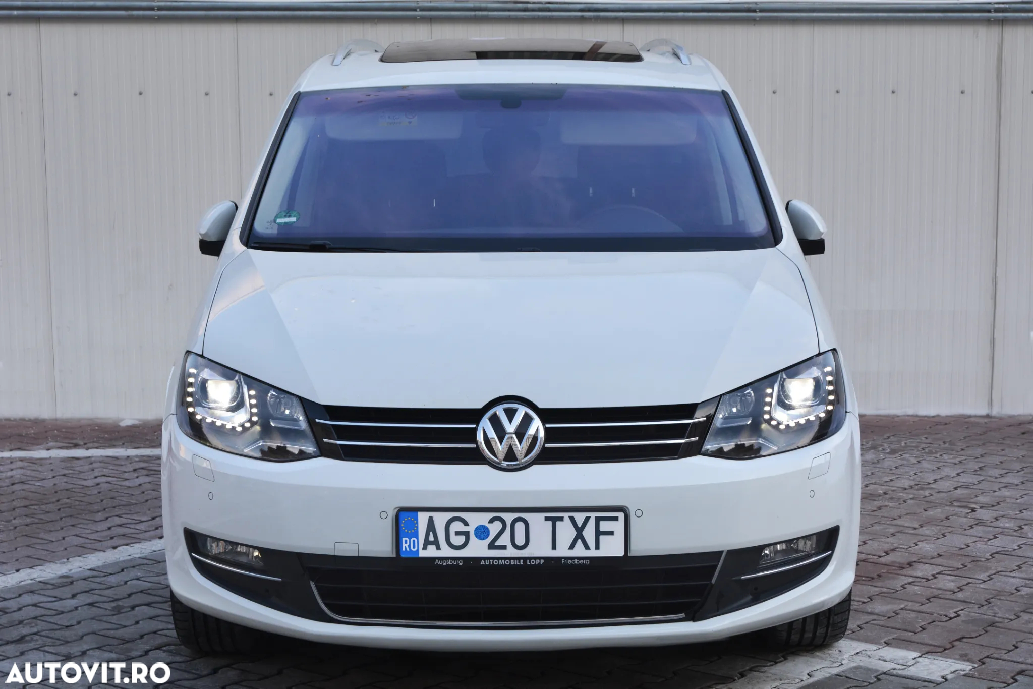 Volkswagen Sharan 2.0 TDI DSG (BlueMotion Technology) Highline - 3