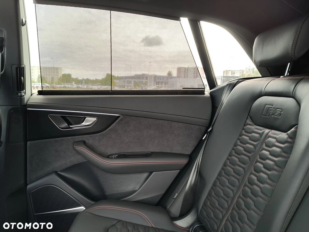 Audi RS Q8 - 38